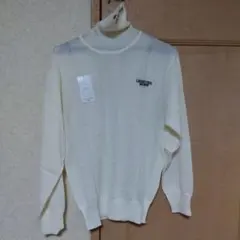 LESURION SPORTS　ハイネック Sサイズ クリーム色