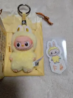 【正規品】ラブブ　LABUBU PIN FOR LOVE イニシャル F