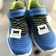 【新品、未使用】SKECHERS キッズスニーカー 22センチのサムネイル