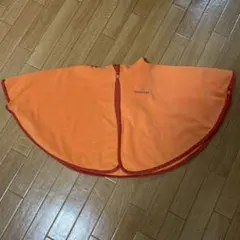 モンベルのフリース地のポンチョ