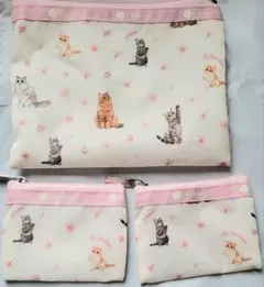 LeSportsac ポーチ 猫柄 ピンクのサムネイル