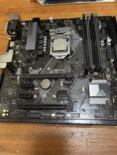 i7 8700 CPUとASUS PRIME H370M-PLUS マザーボード