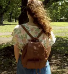 Mini leather back pack / light brown