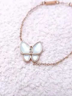 バタフライピンクゴールド蝶デザインブレスレットパピヨン