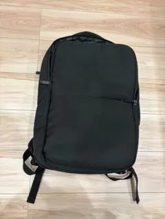 ブラックナイロンリュック