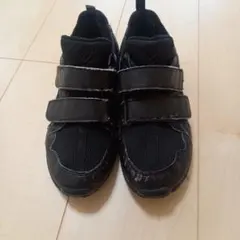ASICS ブラック ベルクロ スニーカー23.5