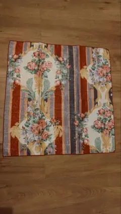 12/6限定値下げ　花柄クロス　端切れ