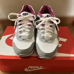 ナイキエア マックスコリレート ウィメンズシューズ