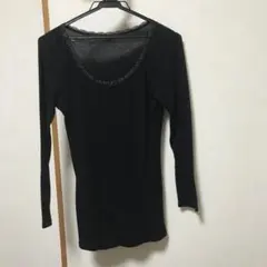 UNIQLO 黒 レース付き長袖トップス ストレッチ