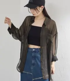 kastane シャイニーシアーシャツ　ブラック　新品未使用