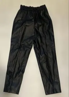 W closet フェイクレザーパンツ