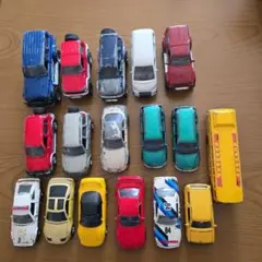 Yonezawa製　ミニカー17台　MADE IN JAPAN