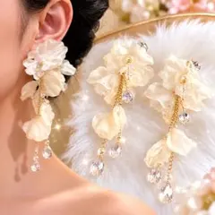 新品 大ぶり フラワーピアス ホワイト ロング 揺れる パール 結婚式 韓国