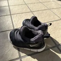 Nike ブラック　スニーカー　ファーストシューズ　ダイナモ　12cm ナイキ