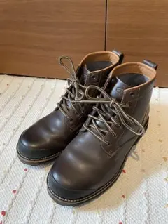 【美品】KEEN ハイカット ブーツのサムネイル