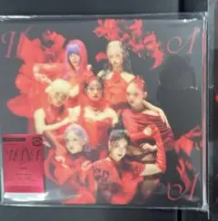 ②新品 初回仕様！HANA 1st ALBUM 「HANA」 通常版 カード付き