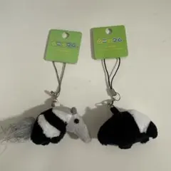 【新品】ムニュマム　ぬいぐるみキーホルダー　アリクイ　バク　2点セット