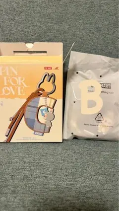 イニシャル キャラクターグッズ