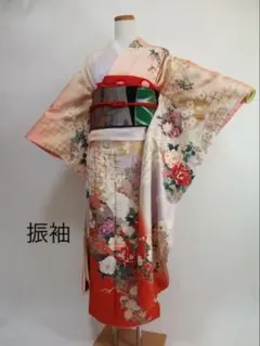 正絹 振袖 生成り オレンジ系 花文様 金彩 華やか 正絹 振袖 生成り オレンジ系 花文様 金彩 華やか - メルカリ
