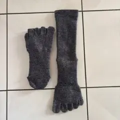 mont-bell 新品。グレー 5本指ロングソックス