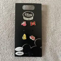 ディズニーランド　ピアス　ミニーマウス　ディズニーストア