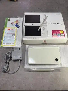 【完品美品】Nintendo DSi LL ホワイト 本体