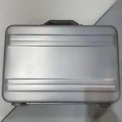 ゼロハリバートン アタッシュケースのサムネイル