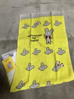 Item thumbnail for item f0e301a1-3830-46df-ae7a-2a90f67c056a