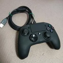 動作品！nacon PS4　コントローラー　ブラック