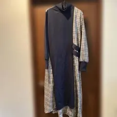 ネイビー