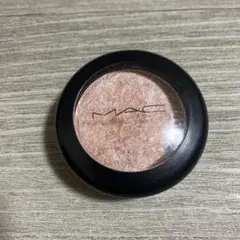MAC アイシャドウ ライト タッチ