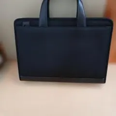 【未使用に近い】コムサ・デ・モード　メン　黒　ビジネスバッグ