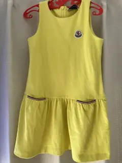 美品◯MONCLER モンクレール　キッズノースリーブワンピース◯128cm MONCLER モンクレール キッズ ノースリーブワンピース 黒