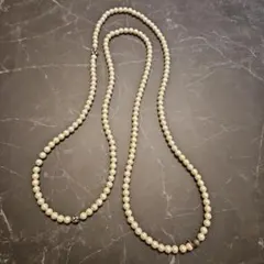 JUSGLITTY　パールネックレス