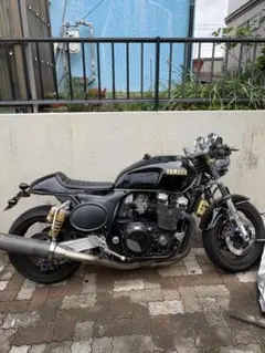 Yamaha XJR1300 Cafe Racer 仕様のサムネイル