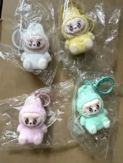 不良品 LABUBU ラブブ　キーホルダー 4点