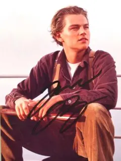 レオナルド・ディカプリオ直筆サイン入り2Lサイズ写真‥ 繋がれざる者 Amazon.co.jp: レオナルド ディカプリオ直筆サイン入り2Lサイズ