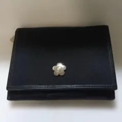 MARY QUANT ブラック　財布　使いやすいです