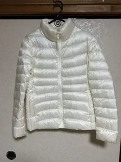 UNIQLO ウルトラライトダウン　L アイボリー