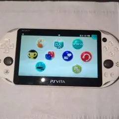 注：ジャンク　PS VITA 2000