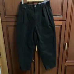 ビームス　プラス　ワイドパンツ　ブラック