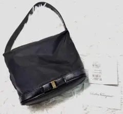 Salvatore Ferragamo フェラガモ ヴァラリボン ハンドバッグ
