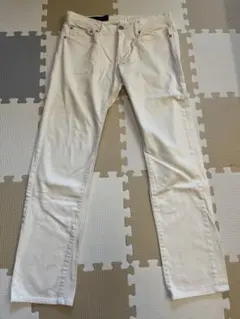 ARMANI EXCHANGE ホワイトデニムパンツのサムネイル