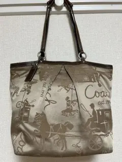 COACH トートバッグ 馬車柄 ブラウンのサムネイル