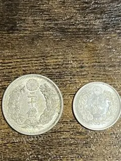 竜20銭銀貨明治18年.竜10銭銀貨明治18年　極美品のサムネイル