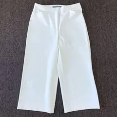 ホワイト ワイドパンツ