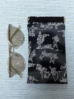 バネ口 ポーチ メガネケース 数珠袋 ハンドメイド 鳥獣戯画 鳥獣人物戯画 黒