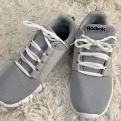 極美品✨Reebok スニーカー 23cm