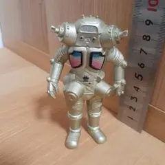 キングジョー 分離•合体時発光カラーver. ソフビ - メルカリ