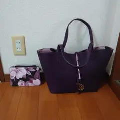 (美品)紫色バッグ フラワープリントポーチ付き